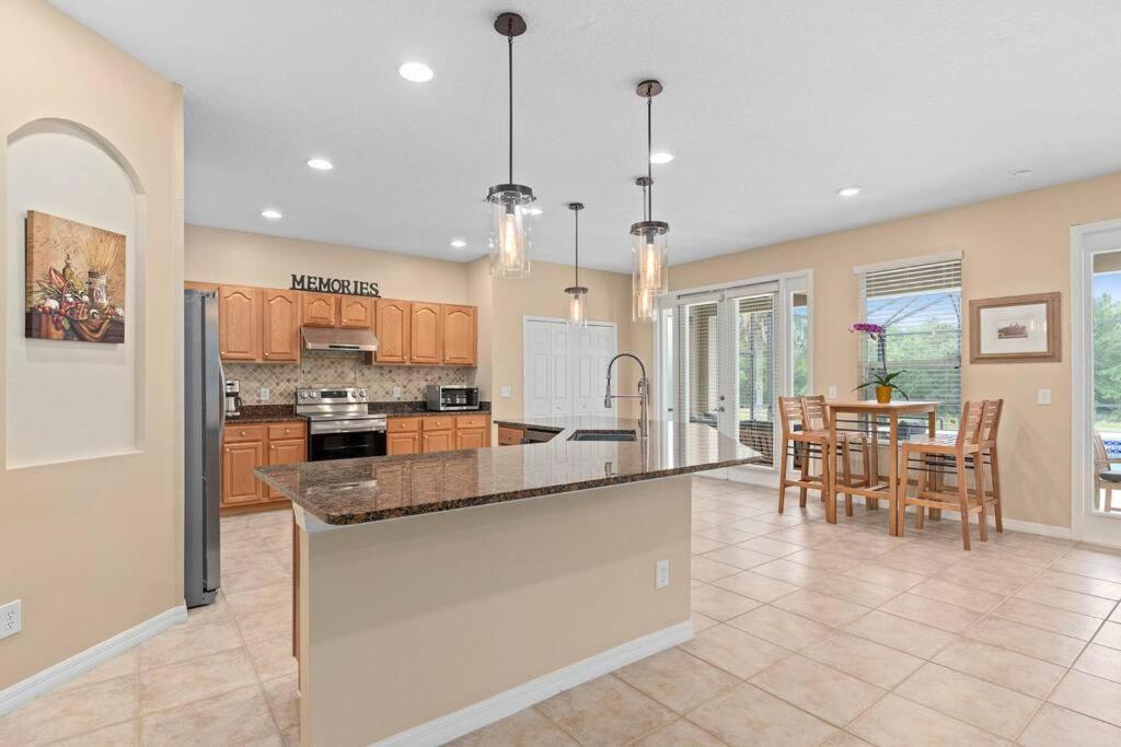Lakeview W/8 Bedroom 5 Kingsuite 3 Miles To Disney Kissimmee Kültér fotó
