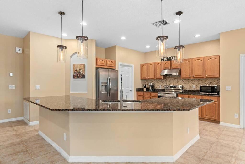 Lakeview W/8 Bedroom 5 Kingsuite 3 Miles To Disney Kissimmee Kültér fotó