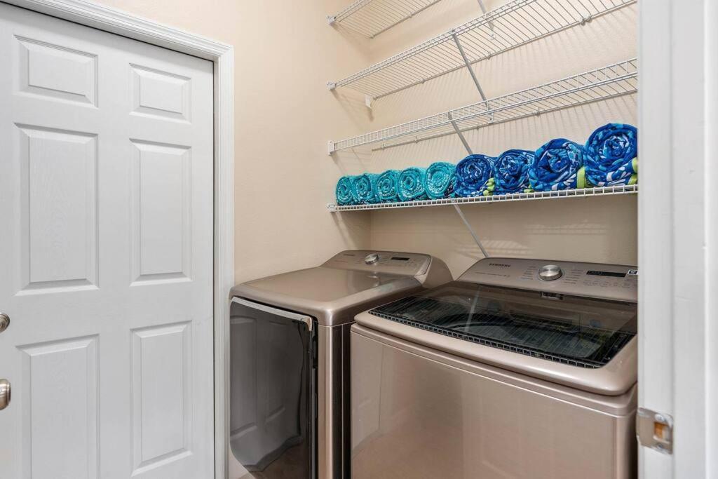 Lakeview W/8 Bedroom 5 Kingsuite 3 Miles To Disney Kissimmee Kültér fotó